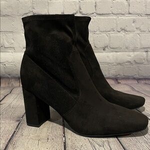 Marc Fisher Black Sueded Heeled Boots NWOB sz9.5